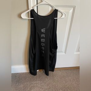 2 men’s workout tanks